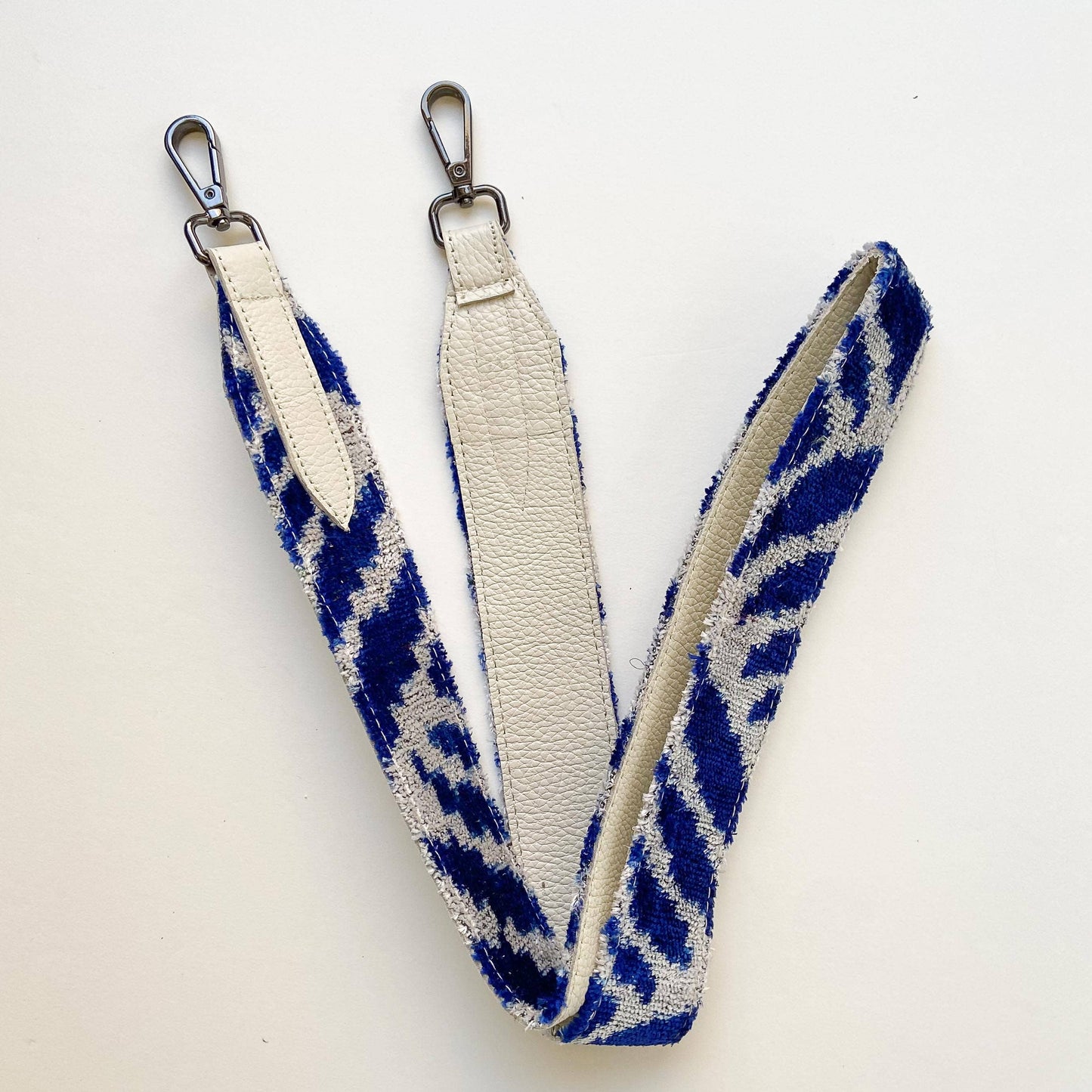 Wolf & Willa: Tiger Striped Bag Strap