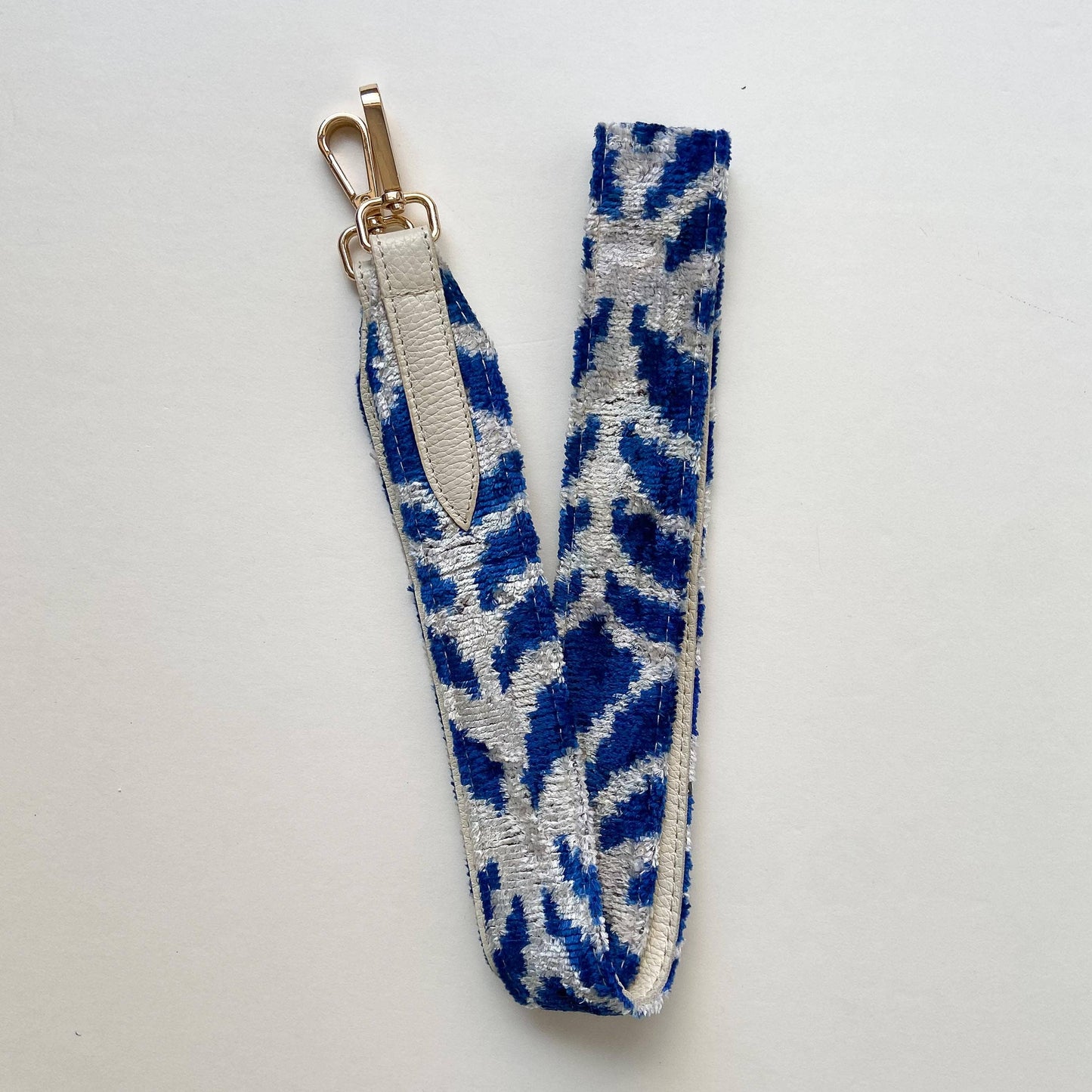 Wolf & Willa: Tiger Striped Bag Strap